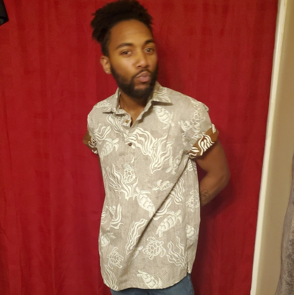 HAWAIIAN collard shirt (Made In Hawaii) - Picture 3 of 4